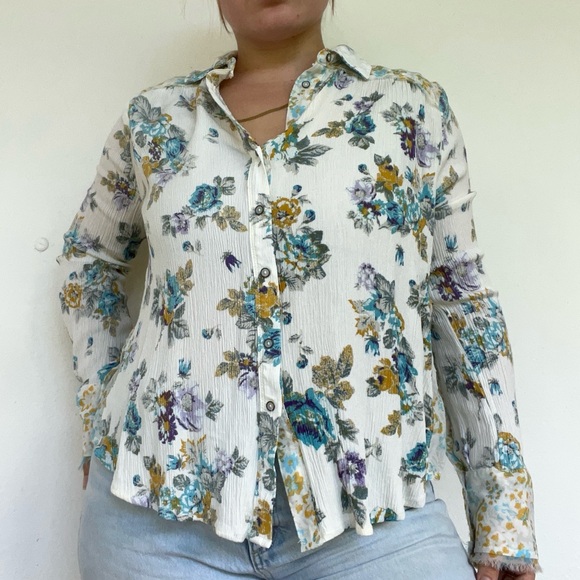 Free People ‘Hold on To Me’ blouse. - Picture 3 of 4